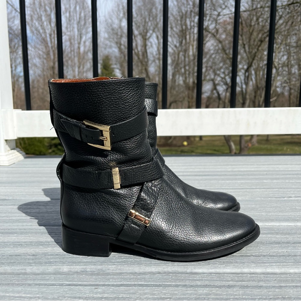 Signature by Vince Camuto Vi Tunda Boots